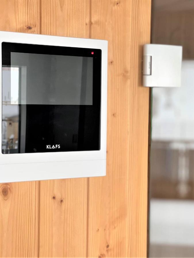 H21 - Modernes Ferienhaus 145Qm, 4Sz, Wellnessbereich Mit Sauna Und Dachterrasse Mit Panoramablick, Kuehlen Und Heizen Mit Geothermie Fügen Buitenkant foto