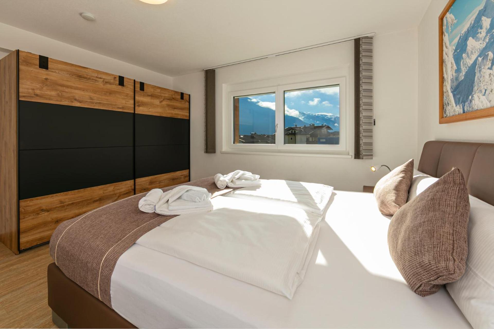 H21 - Modernes Ferienhaus 145Qm, 4Sz, Wellnessbereich Mit Sauna Und Dachterrasse Mit Panoramablick, Kuehlen Und Heizen Mit Geothermie Fügen Buitenkant foto