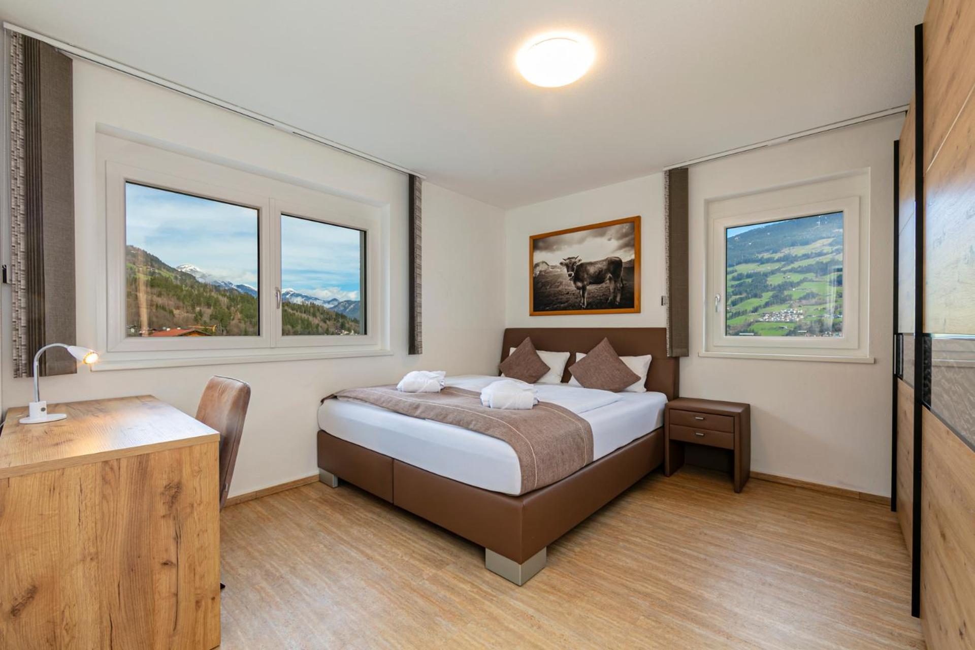 H21 - Modernes Ferienhaus 145Qm, 4Sz, Wellnessbereich Mit Sauna Und Dachterrasse Mit Panoramablick, Kuehlen Und Heizen Mit Geothermie Fügen Buitenkant foto